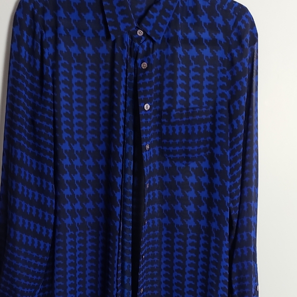 VINCE CAMUTO Houndstooth Print Blue and Black Button Up Size Small - Picture 5 of 13